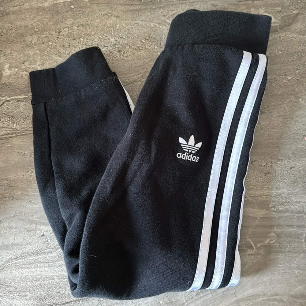 Black adidas jogging pants size 4-5